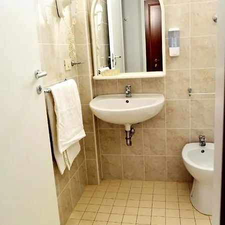 In Guest - Triple Comfort Near The Beach Nice Affittacamere *