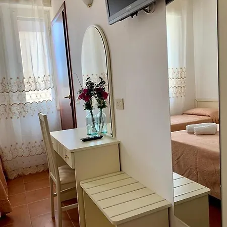 Πανσιόν In Guest - Triple Comfort Near The Beach Nice Ρίμινι