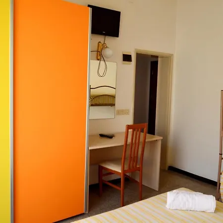 In Guest - Triple Comfort Near The Beach Nice Gæstehus *